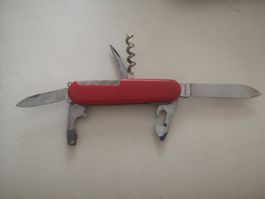 Rotes Victorinox Taschenmesser "Economy"