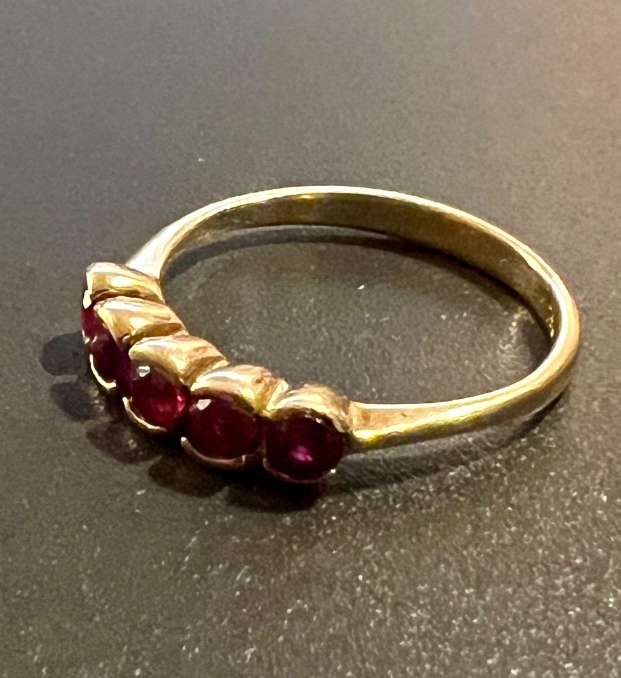 Ringe: Gold-Ring 18 K mit Rubinen – Gebraucht aus Chur von Penting1935 3