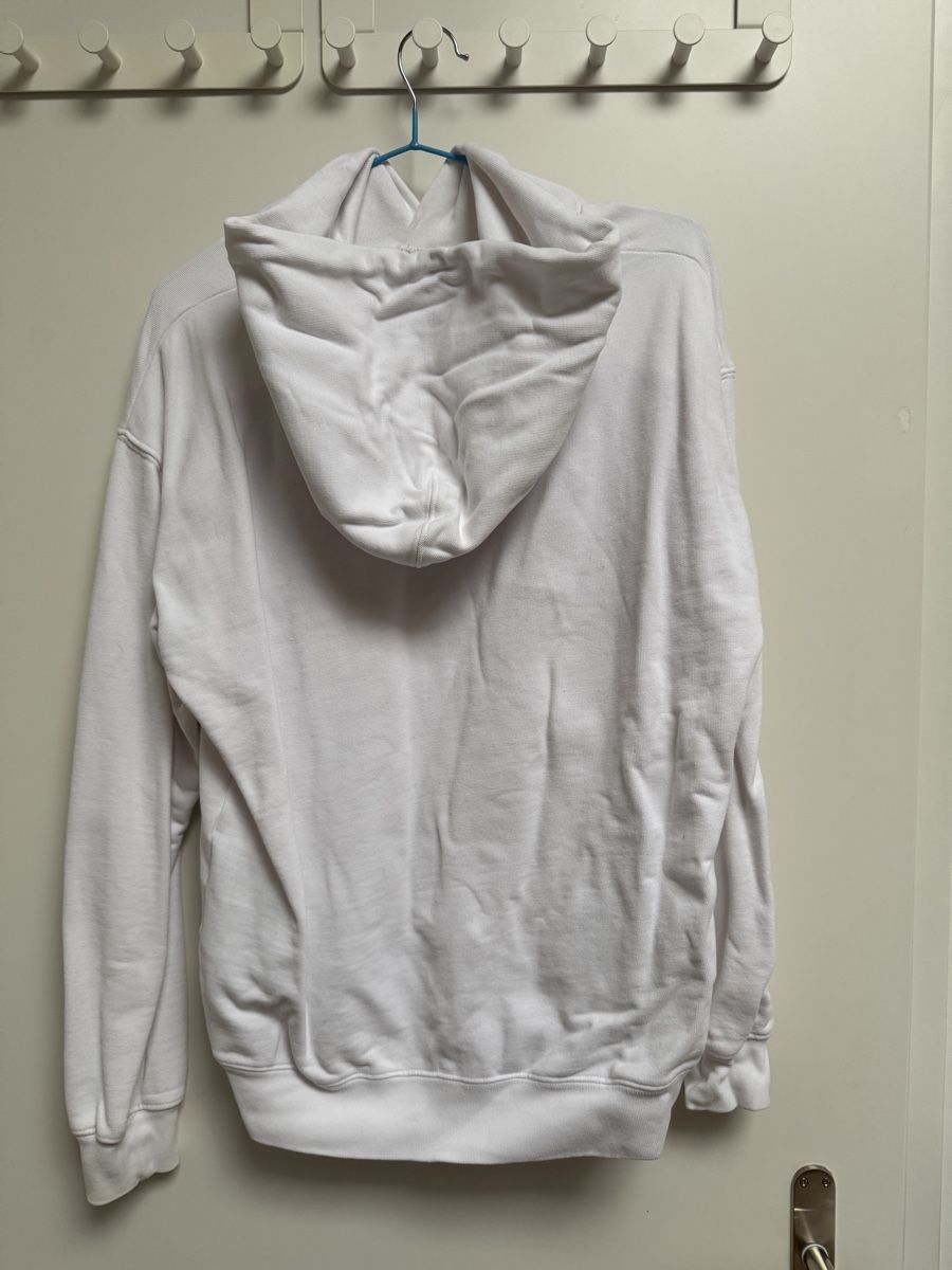 Levi's Pullover & Sweatshirts: Levi‘s Hoodie / Kapuzenpullover – Neu (gemäss Beschreibung) aus Aesch BL von comven 1
