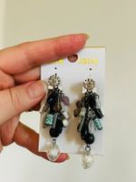 Boucles d'oreilles fantaisie! Idéal pour les fêtes ✨.