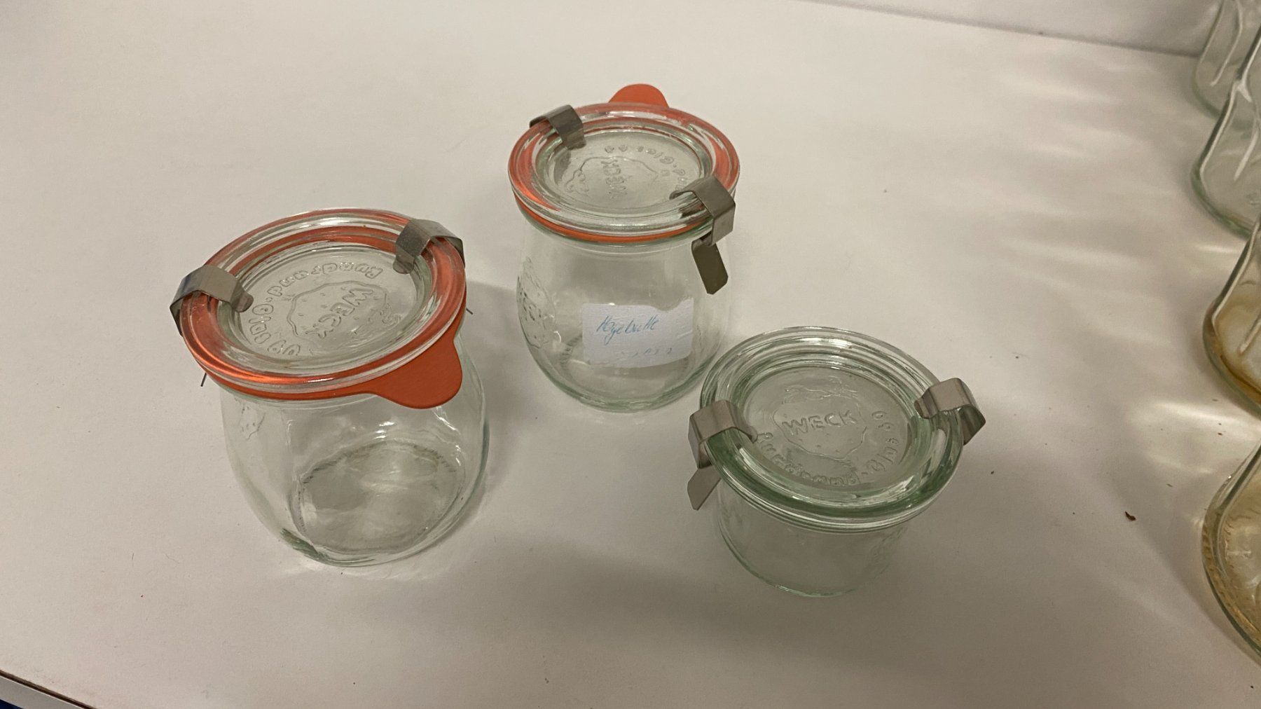 Verres, cruches & bouteilles: Bügelflaschen 1 Liter – D'occasion à Aadorf par markrit 3