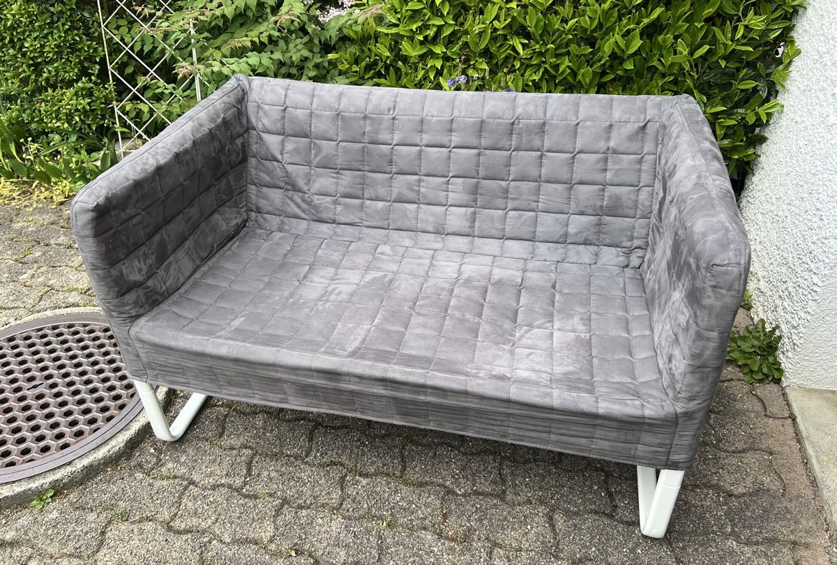 Ikea Sofas: Graues kleines Ikea Sofa ab 1.- – Gebraucht aus Illnau von evelineundamelie