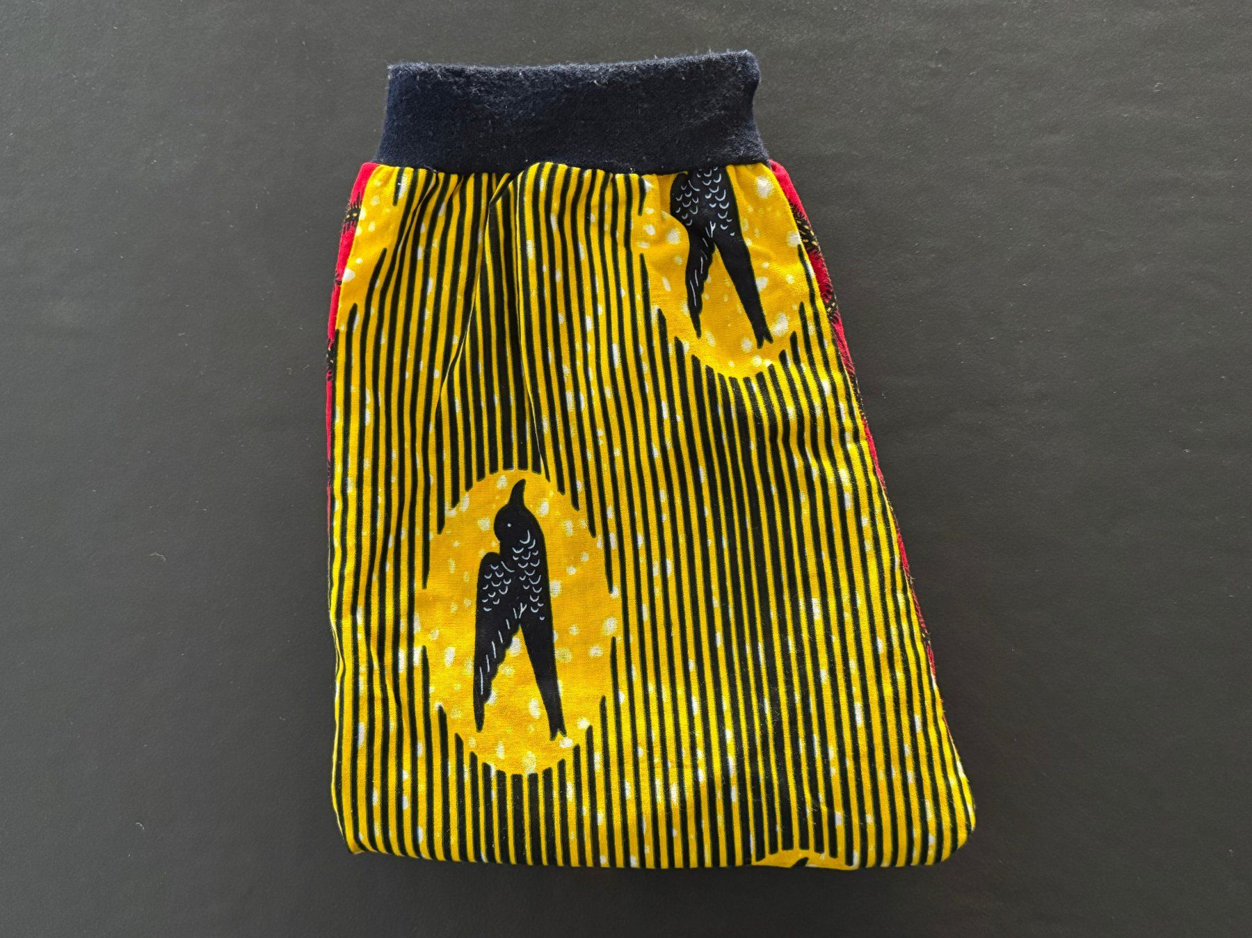 Hosen: Kinder Afro Hose Afrika Gr. 98 / 104 – Gebraucht aus Zollikon von Krenapf 2