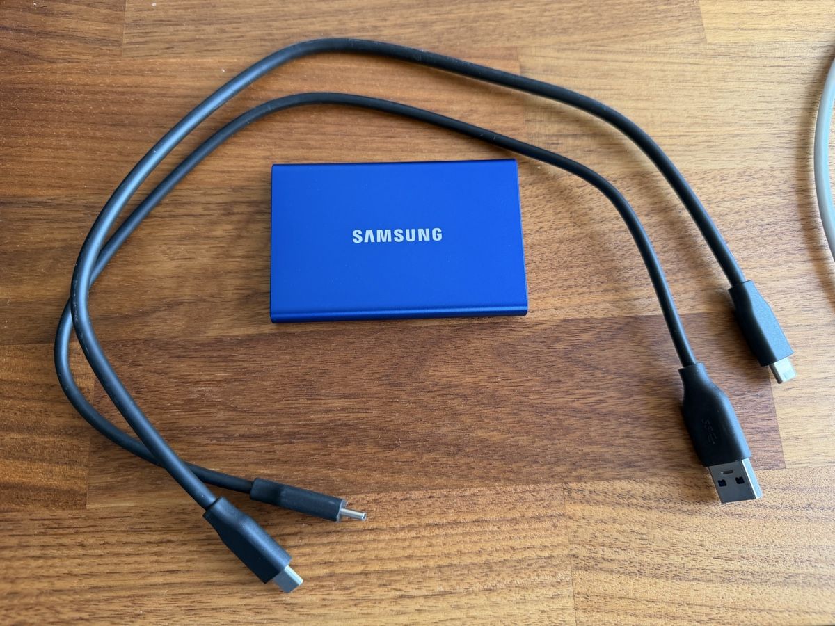 Samsung Harddisks: Samsung Portable SSD T7 1TB blau – Gebraucht aus Nidau von mike_seeland 2