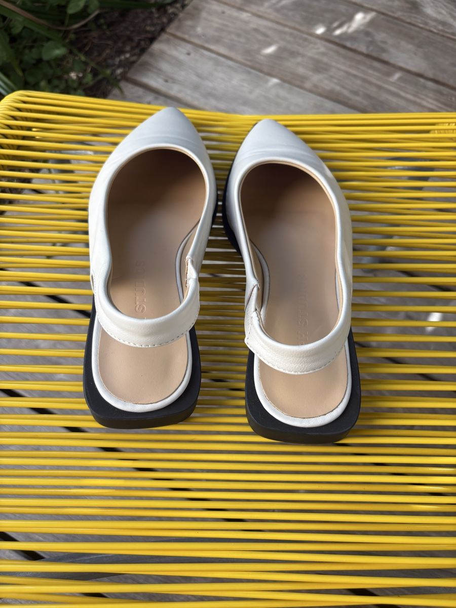Damenschuhe: CPH STUDIOS Pumps offwhite Grösse 38 neu – Neu und originalverpackt aus Rüttenen von Peace61 1
