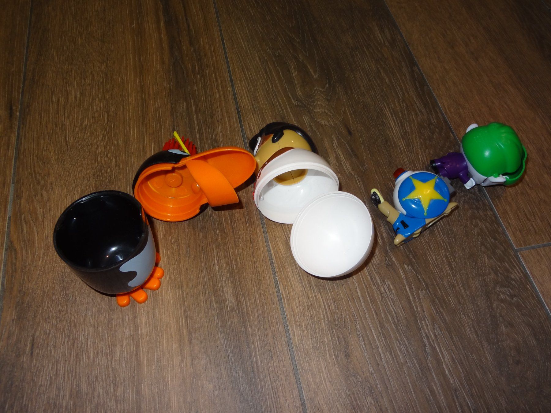 Spielzeuge: Lot figurines jouets 4 pièces différentes – Gebraucht aus Satigny von salvatore73 3