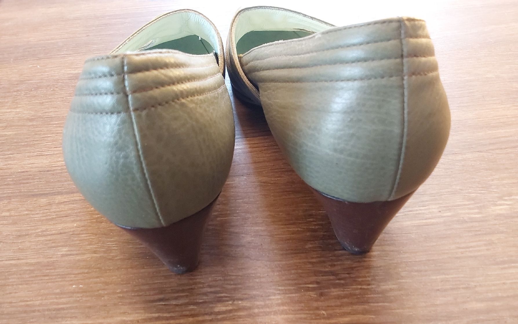 Stefi Talman Scarpe da donna: Pumps 39 oliv Stefi Talman – Usato da Köniz venduto da scopello12 4