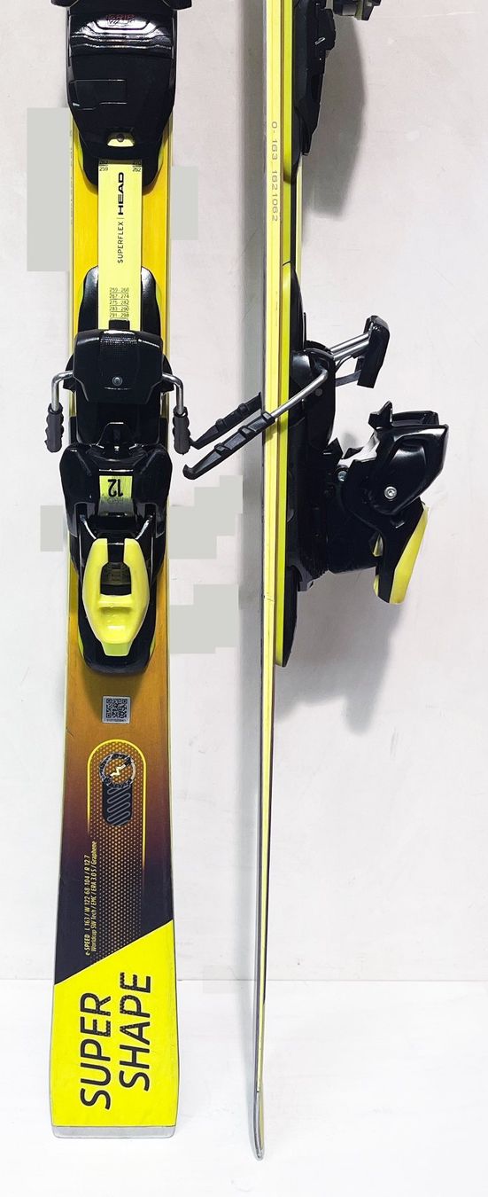 Head Sci: HEAD SUPERSHAPE e-SPEED    163 cm; eine Saison gebraucht – Usato da Brüttisellen venduto da SkiverkaufStepan 3