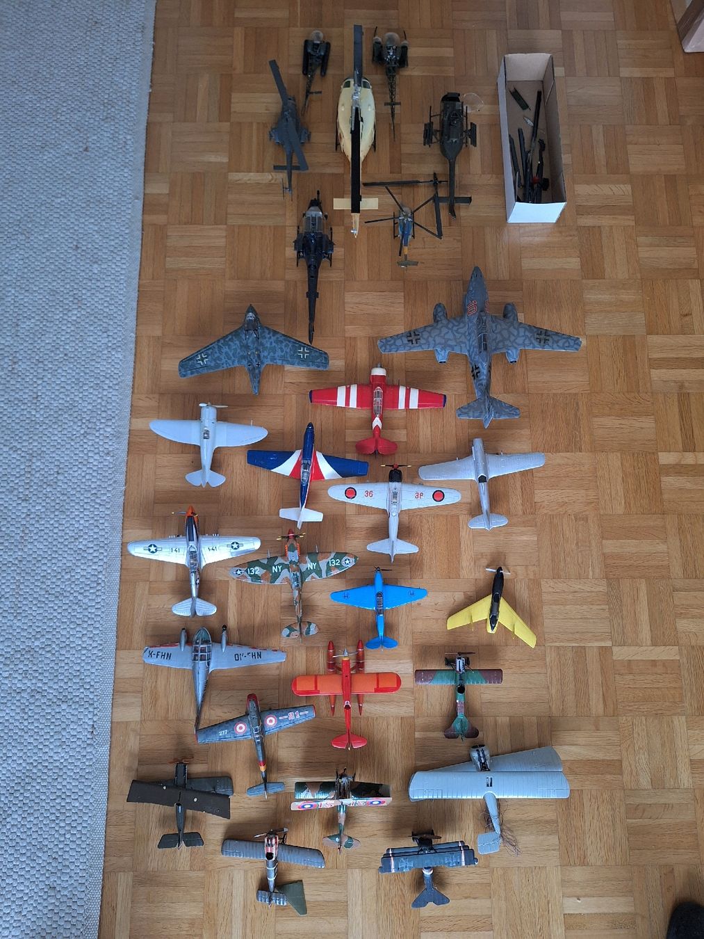 Italeri Modellbausätze & Standmodelle: Konvolut Flugzeugmodelle gebaut – Gebraucht aus Volketswil von Fraskin