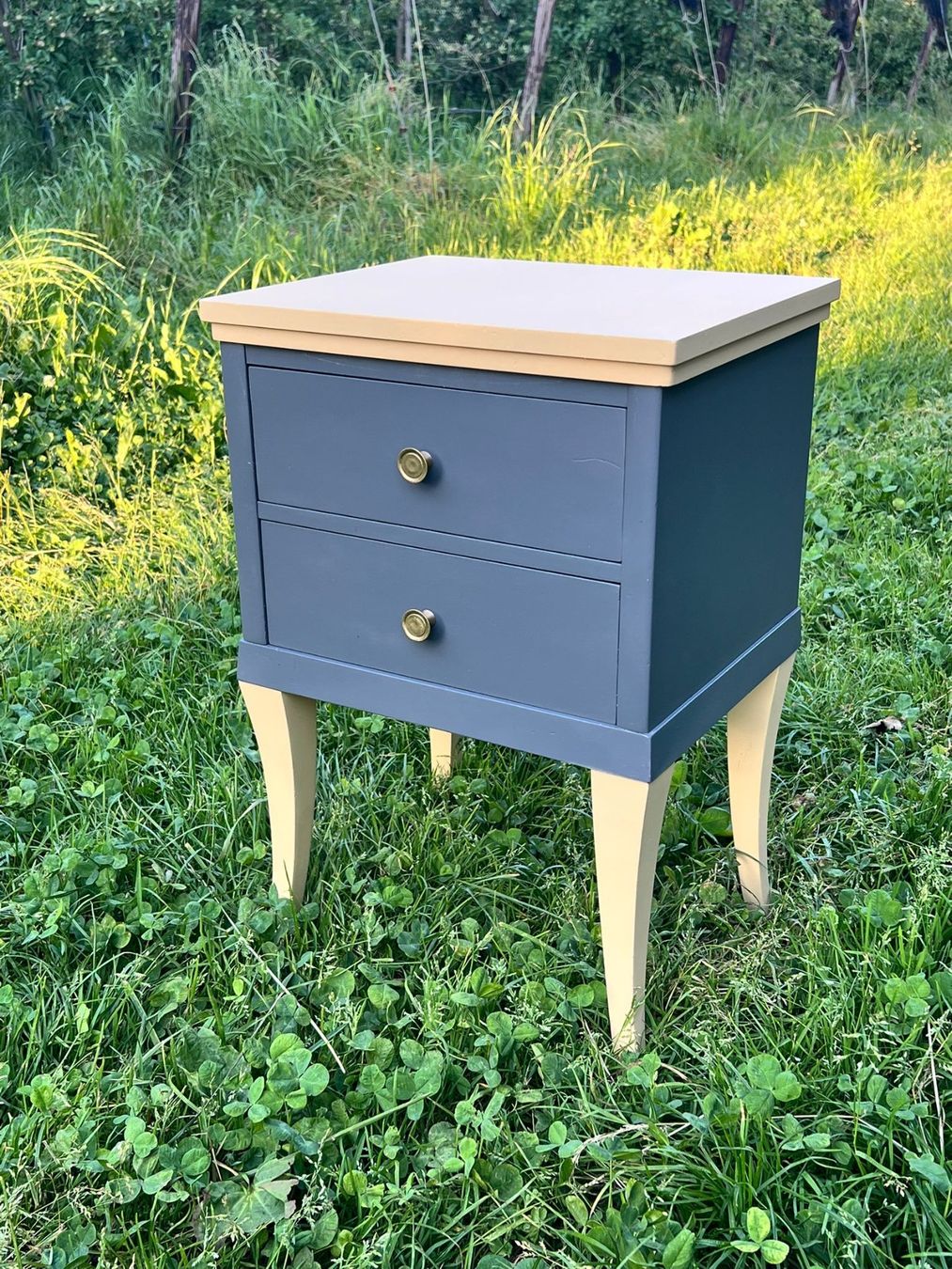 Comodini: Upcycling Beistelltisch – Usato da Aesch BL venduto da Verdreide2020 1