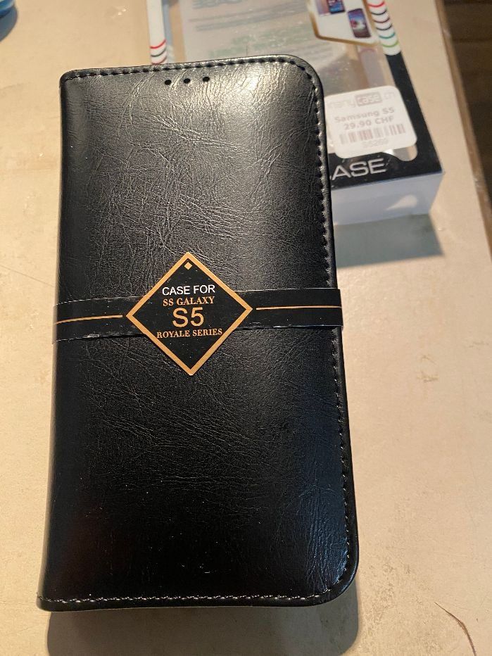 Samsung Cover & Protezioni schermo: Etui für Samsung S 5 – Nuovo e nell'imballaggio originale da Niederhasli venduto da lanzanese