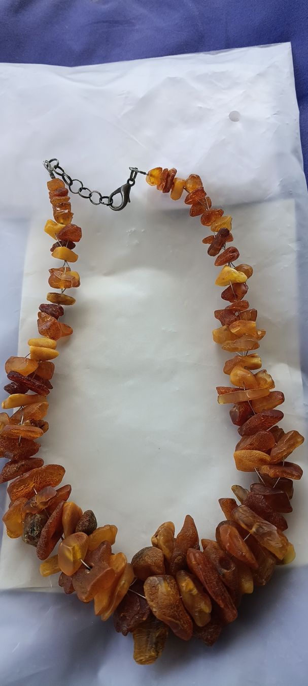 Catenine: Amber necklace irregular chips, not polished – Nuovo (secondo la descrizione) da Zürich venduto da cat_9cvz