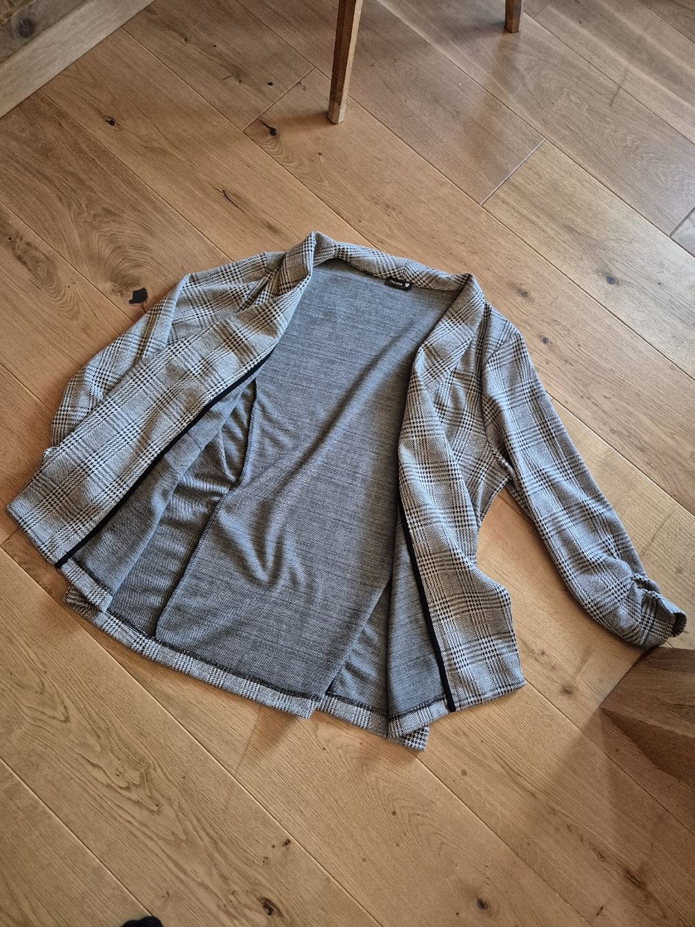 Giacche: Stylischer Blazer mit Karomuster, Gr. L – Usato da Ottikon venduto da Zuesipferd 2
