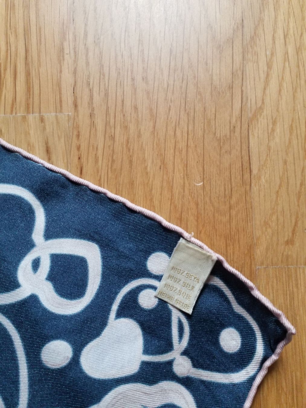 Chopard Foulards & écharpes: chopard silk scarf  – Neuf (Voir description) à Luzern par _Lobster_ 3