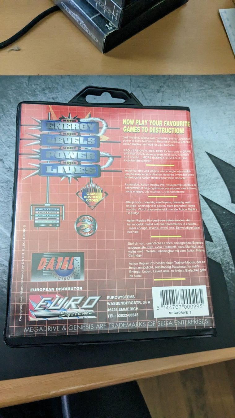Sega Giochi: Pro Action Replay 2 - Sega Mega Drive Game – Usato da Hünenberg See venduto da SpecialEditionGaming 2