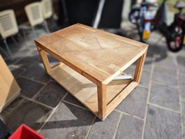 Beistelltisch aus Holz auf Rollen, gebraucht, stabil