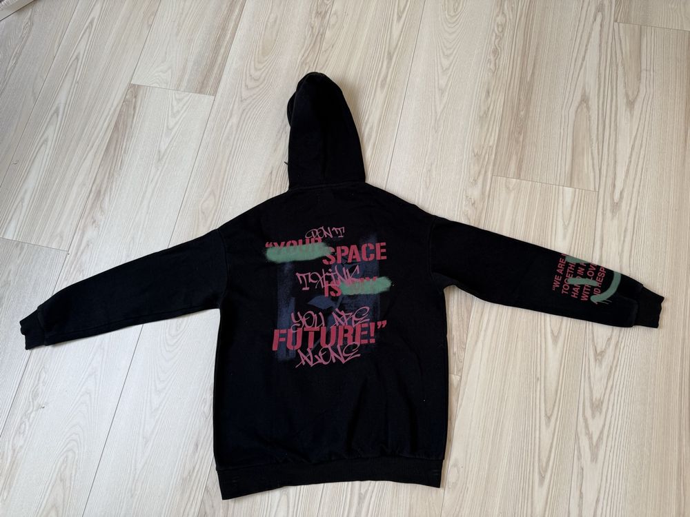 YOURTURN Schwarzer Hoodie Gr. S 2