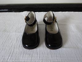Schwarze Lack Kinderschuhe Primigi Gr 20