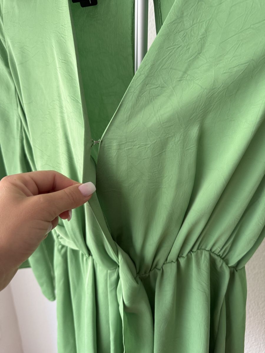 Stradivarius Tute: Stradivarius Jumpsuit - light green Grösse S – Nuovo (secondo la descrizione) da Rorschacherberg venduto da drdupor 4