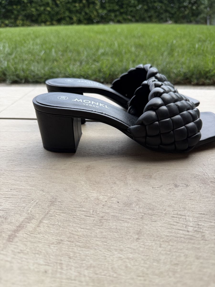 Chaussures femmes: Tacchi Monkl – D'occasion à Tegna par Valentinaleoni33 2