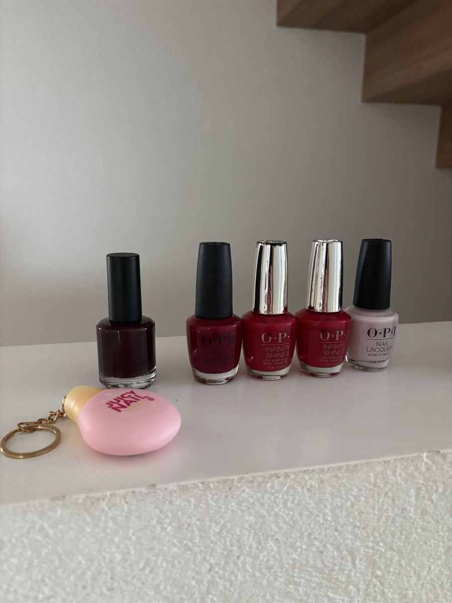 Essie Smalto per unghie: Essie & OPI Nagellack-Set 💅 – Usato da Stettfurt venduto da rebella 1