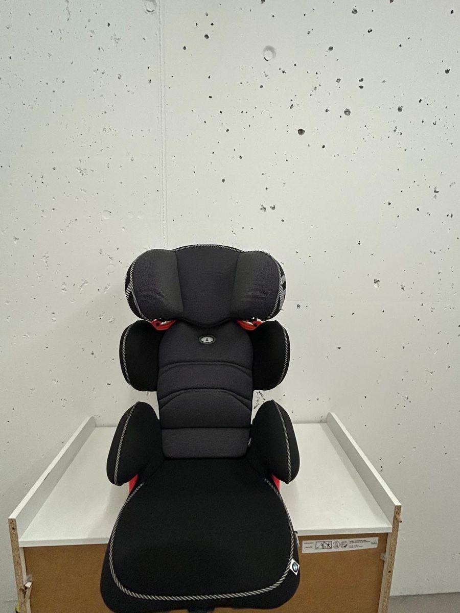 BMW Auto-Kindersitze: BMW Junior Seat – Gebraucht aus Lengnau AG von topolina007 7