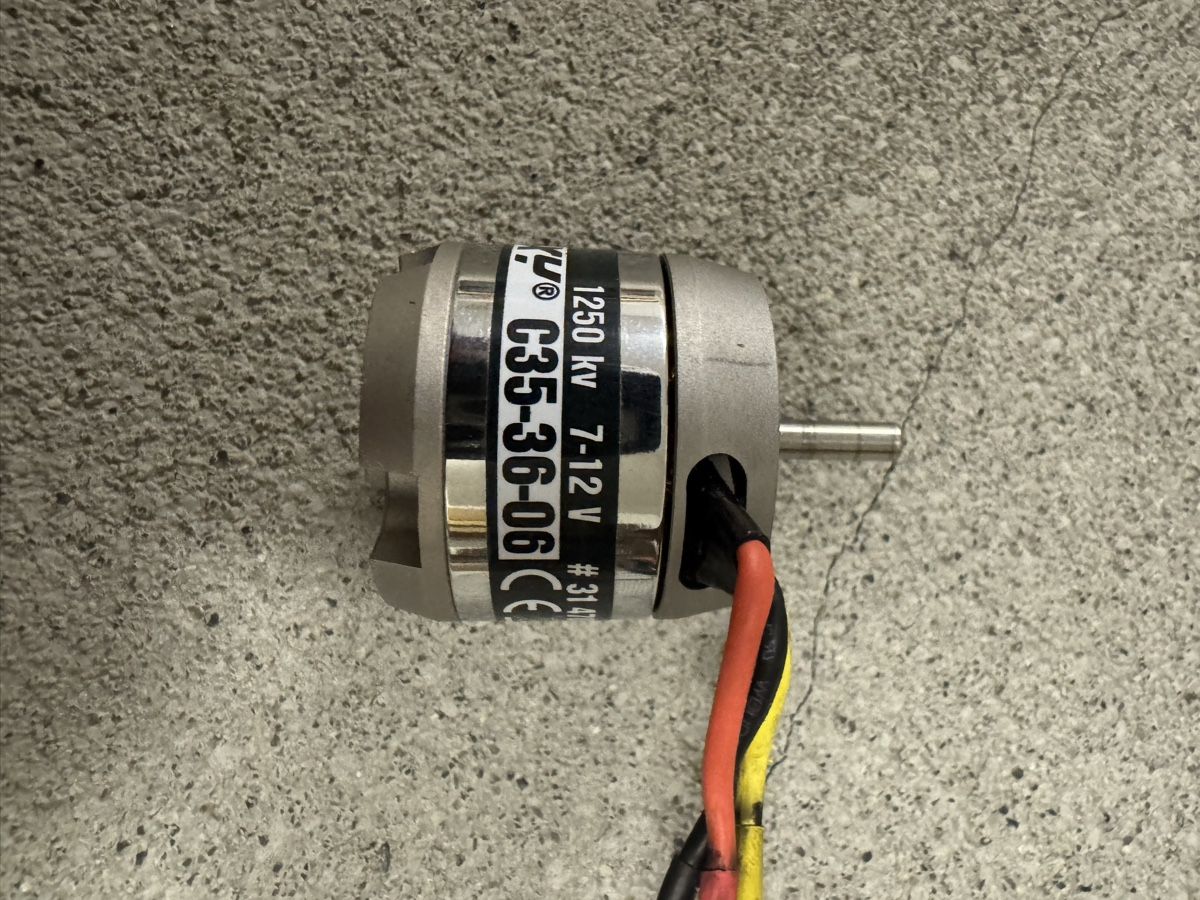 Robbe Moteurs: Motor C35-36-06 1250kV 7-12V  – D'occasion à Altendorf par Roman771