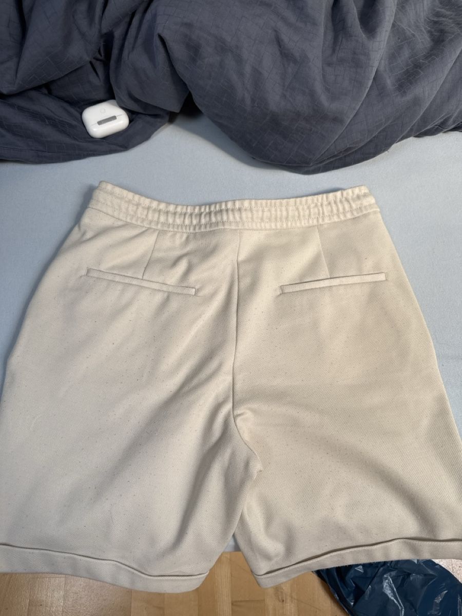 Zara Pantaloni: Zara Shorts M – Usato da Immensee venduto da footballsuppliersz 2