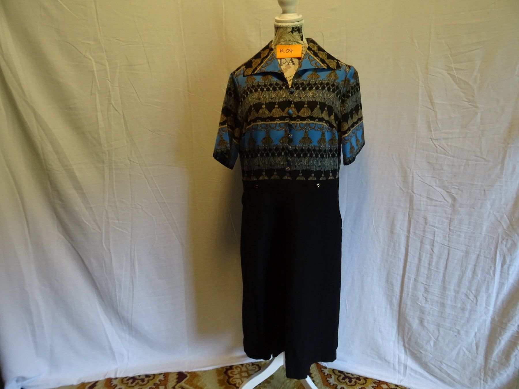 Vestiti: Kleid Jora Modell Grösse 46                          (K04) – Usato da Rothrist venduto da heinrich1966