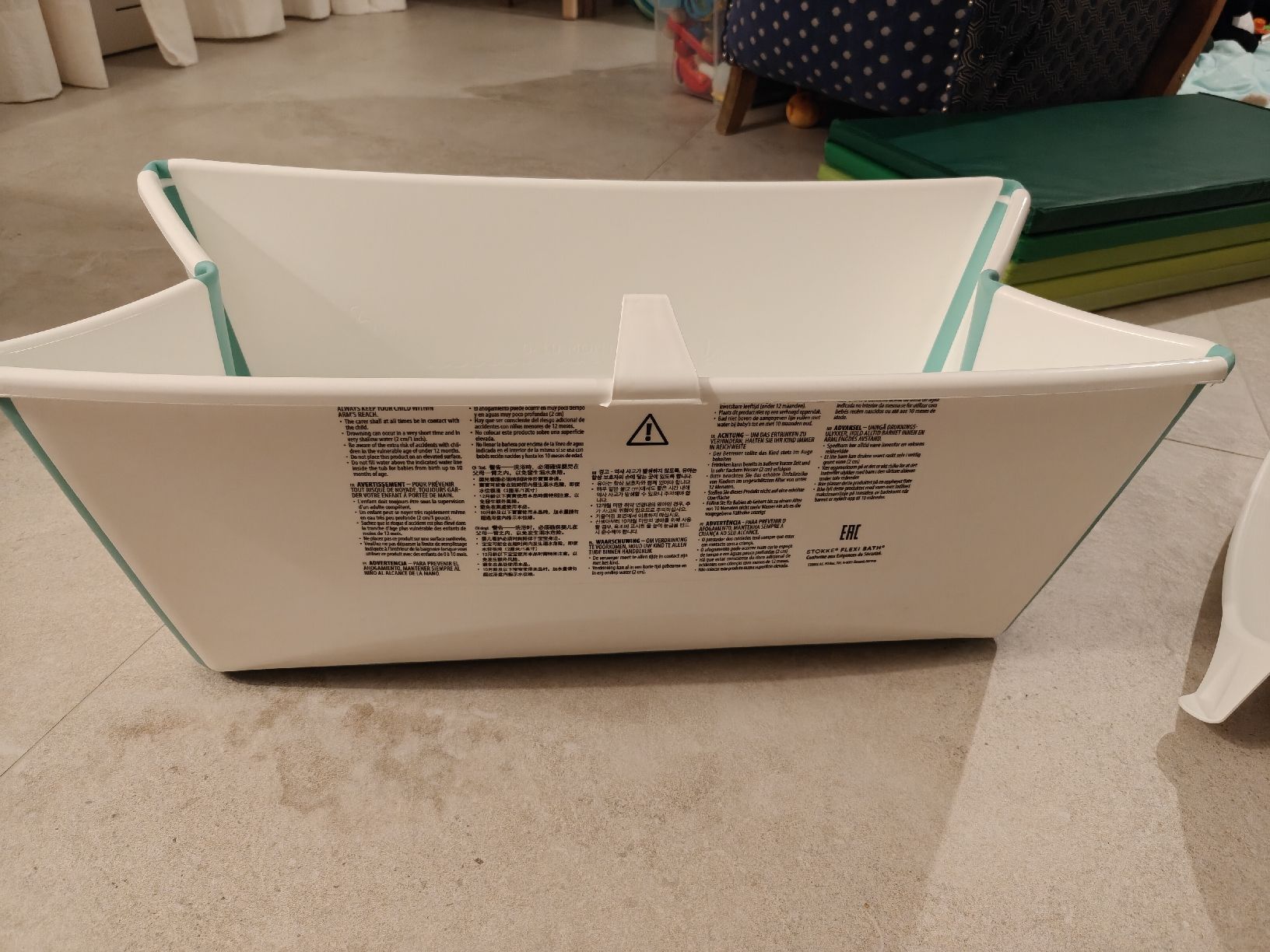 Baignoires: Stokke Flexi Bath with Newborn Support – D'occasion à Lonay par ari_2xzm 1