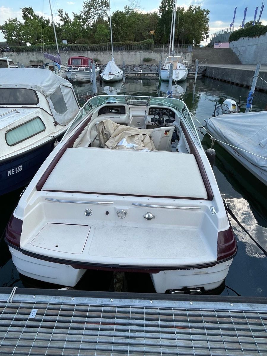 Mariah Bateaux: Bateau à Moteur 8 places – D'occasion à Neuchâtel par bri_859z 5