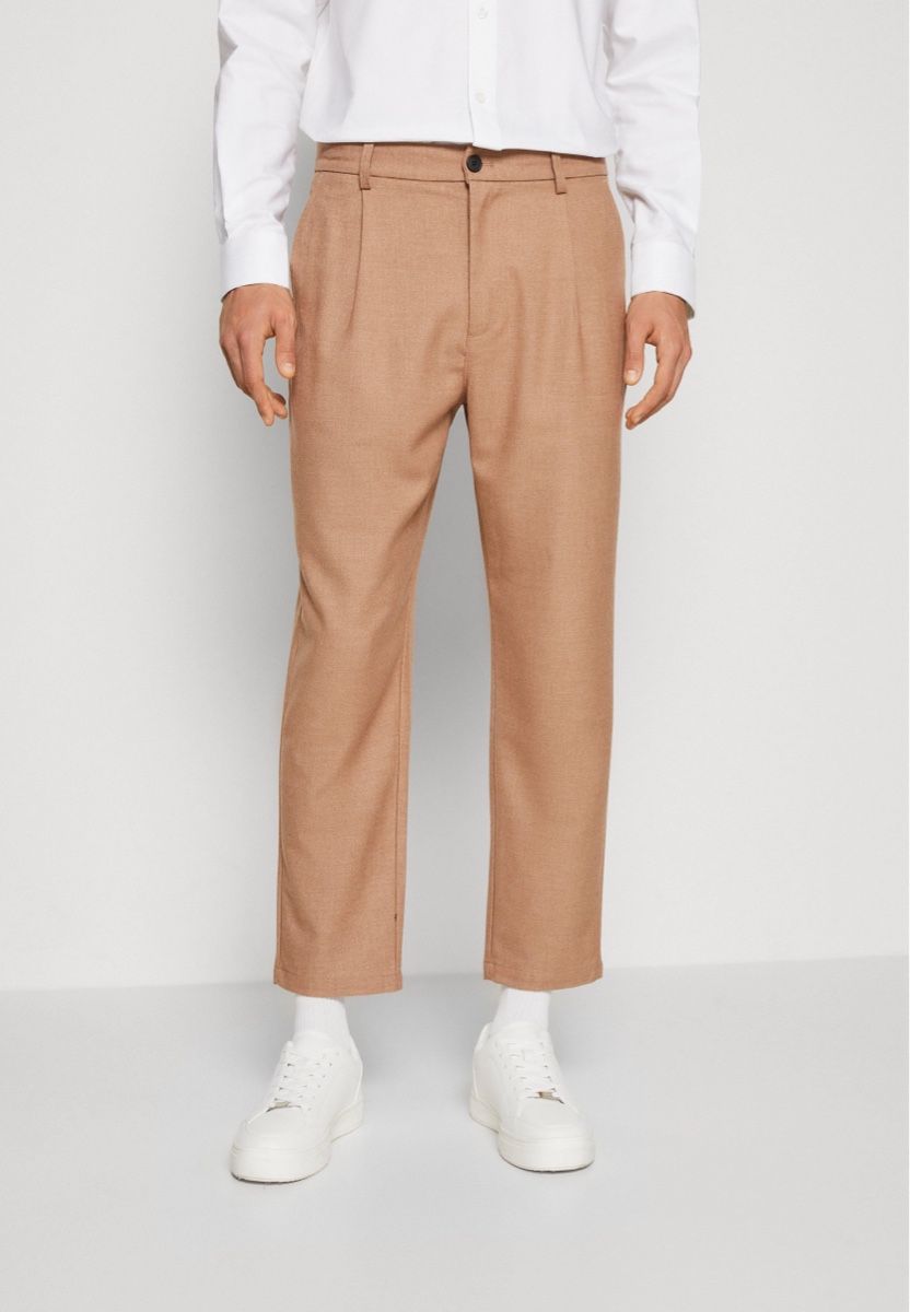 Pantaloni: Minimum BERTILS - Chino - toffee - Orginalpreis 140.- – Nuovo e nell'imballaggio originale da Zürich venduto da luxuryoutlet1 1
