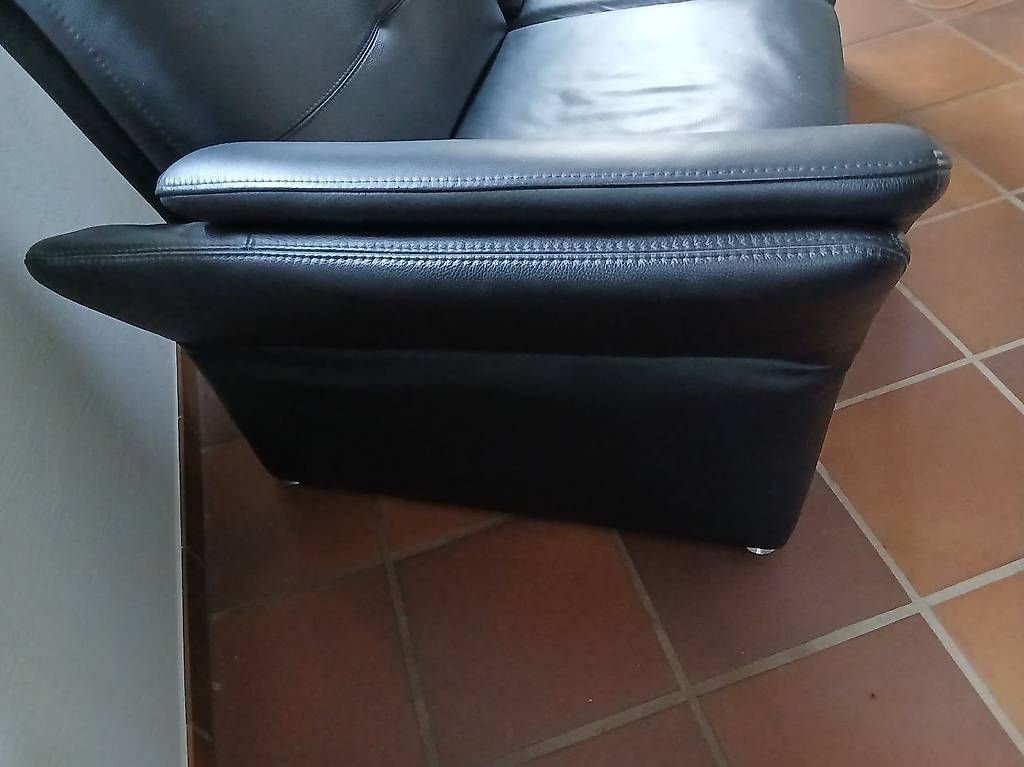 Sofas:  Sofa Leder   (in Pratteln) – D'occasion à Pratteln par pforter01 3