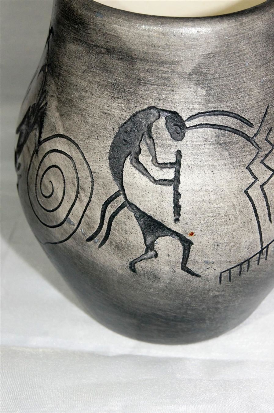 Vasi & Recipienti: Seltene Navajo-Keramik in grau – Usato da Geroldswil venduto da ARTEFACTO 4