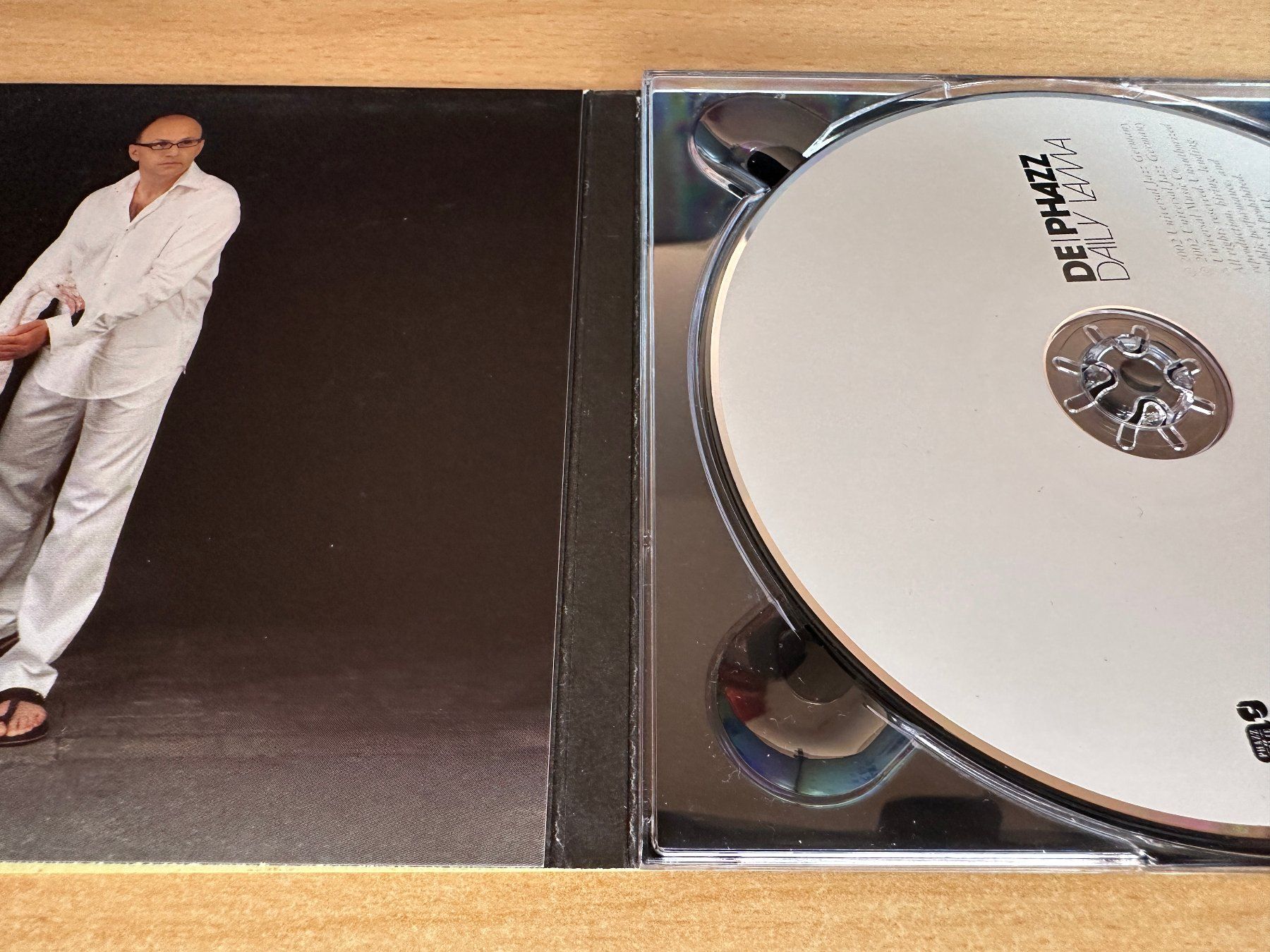 CD: De|Phazz – Daily Lama – Usato da Rikon im Tösstal venduto da Alpenmutz 2