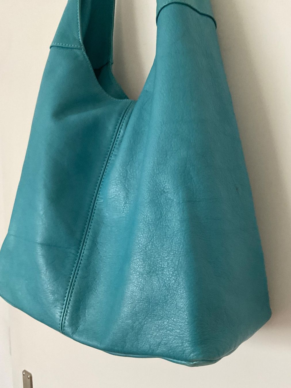 Sacs femmes: Echtes Leder Tasche Beuteltasche Türkis – D'occasion à Urdorf par alda02 2