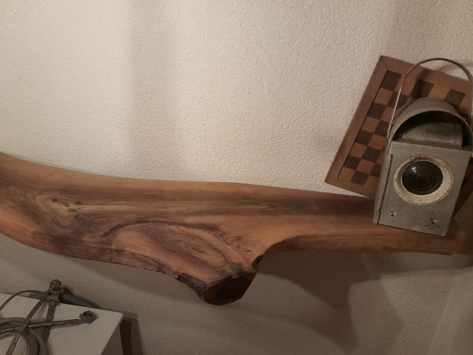 Regale: Nussbaumtablar – Gebraucht aus Marbach LU von san_8kt5