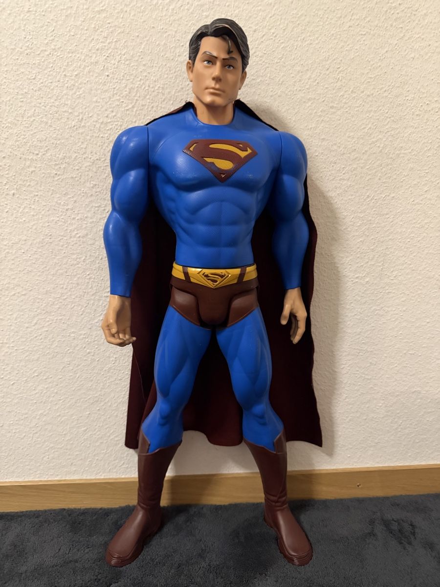 Statuette: Grosse Superman Figur – Usato da Zürich venduto da Vorbei123
