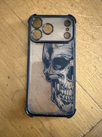 iPhone 17 Pro Max Hülle – Skull Design – NEU – transparent