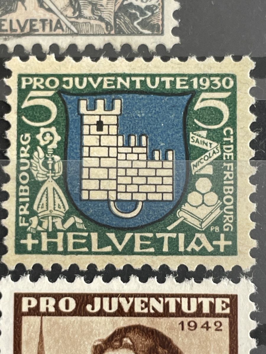 Tutti i francobolli: Lot Abart Marken  – Usato da Muri AG venduto da Briefmarke-Schweiz 3