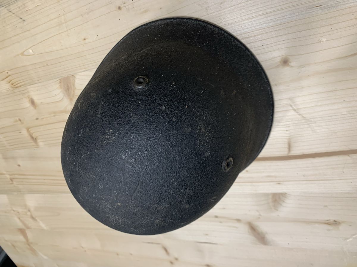 Uniformi & Effetti personali: Stahlhelm 🪖 CH Militär – Usato da Grüningen venduto da Matyi21 2