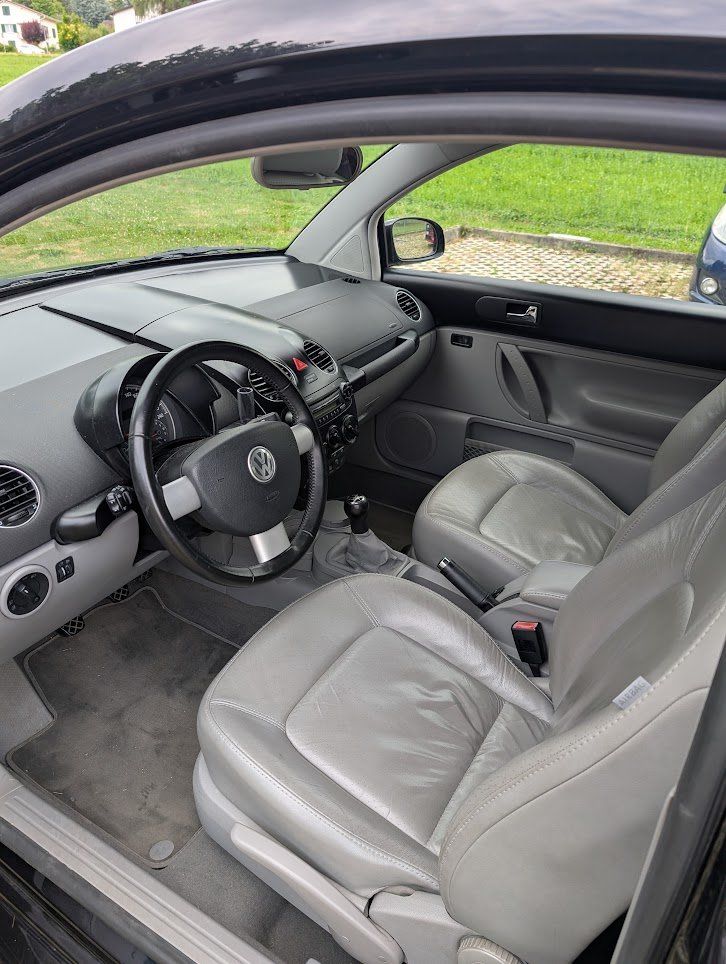 VW Automobili: New beetle 1.8 T – Usato da Yverdon-les-Bains venduto da 1447-arm 3