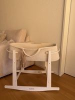 Babywiege / Moseskorb mit Schaukelgestell  ohne Matratze