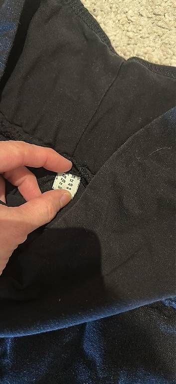 Pantaloni: Pantalon de grossesse en lin  – Usato da Grand-Lancy venduto da ssa_k59z 2