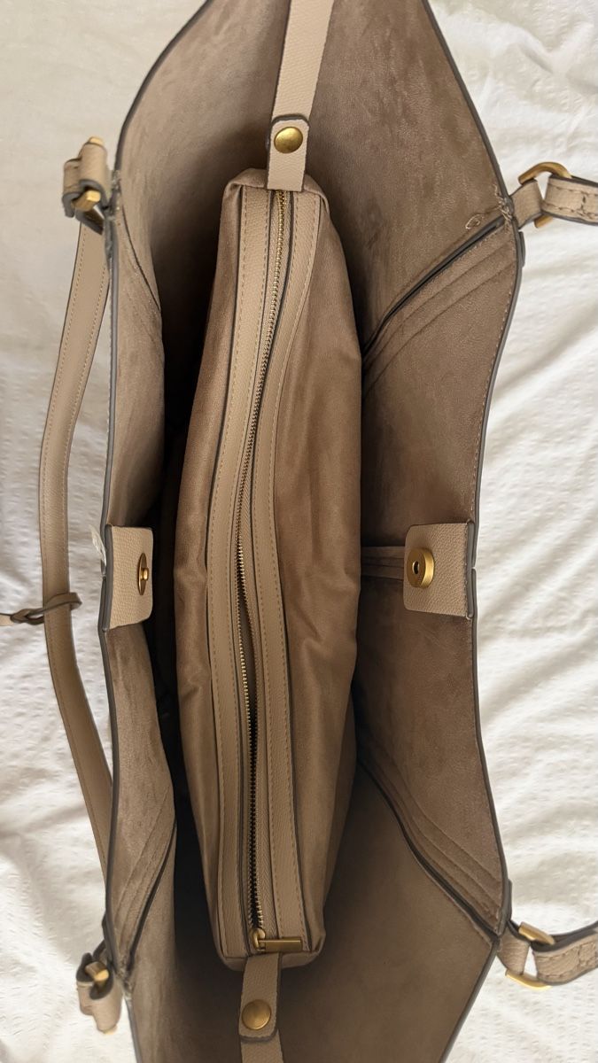 Zara Taschen für Damen: Tasche beige neu mit Innentasche – Gebraucht aus Spreitenbach von zah_jh87 1