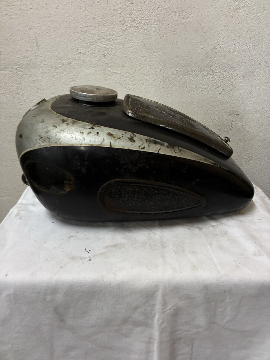 Accessori per altri veicoli: Motorradtank Express – Usato da Zollikerberg venduto da succiklein 1