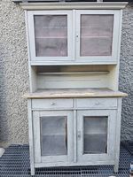 Alter Küchenchrank