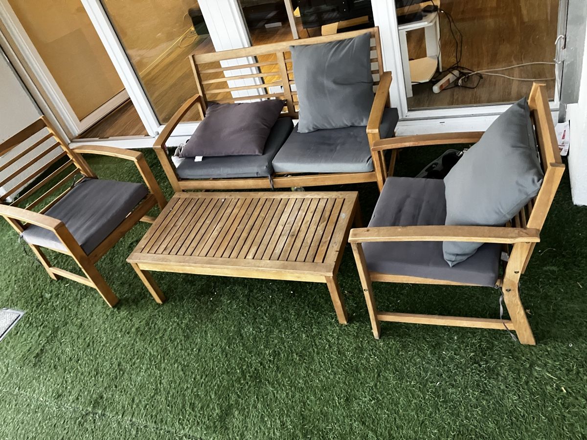 Set de table et chaises: Gartenlounge – D'occasion à Oberengstringen par Marc.Furrer