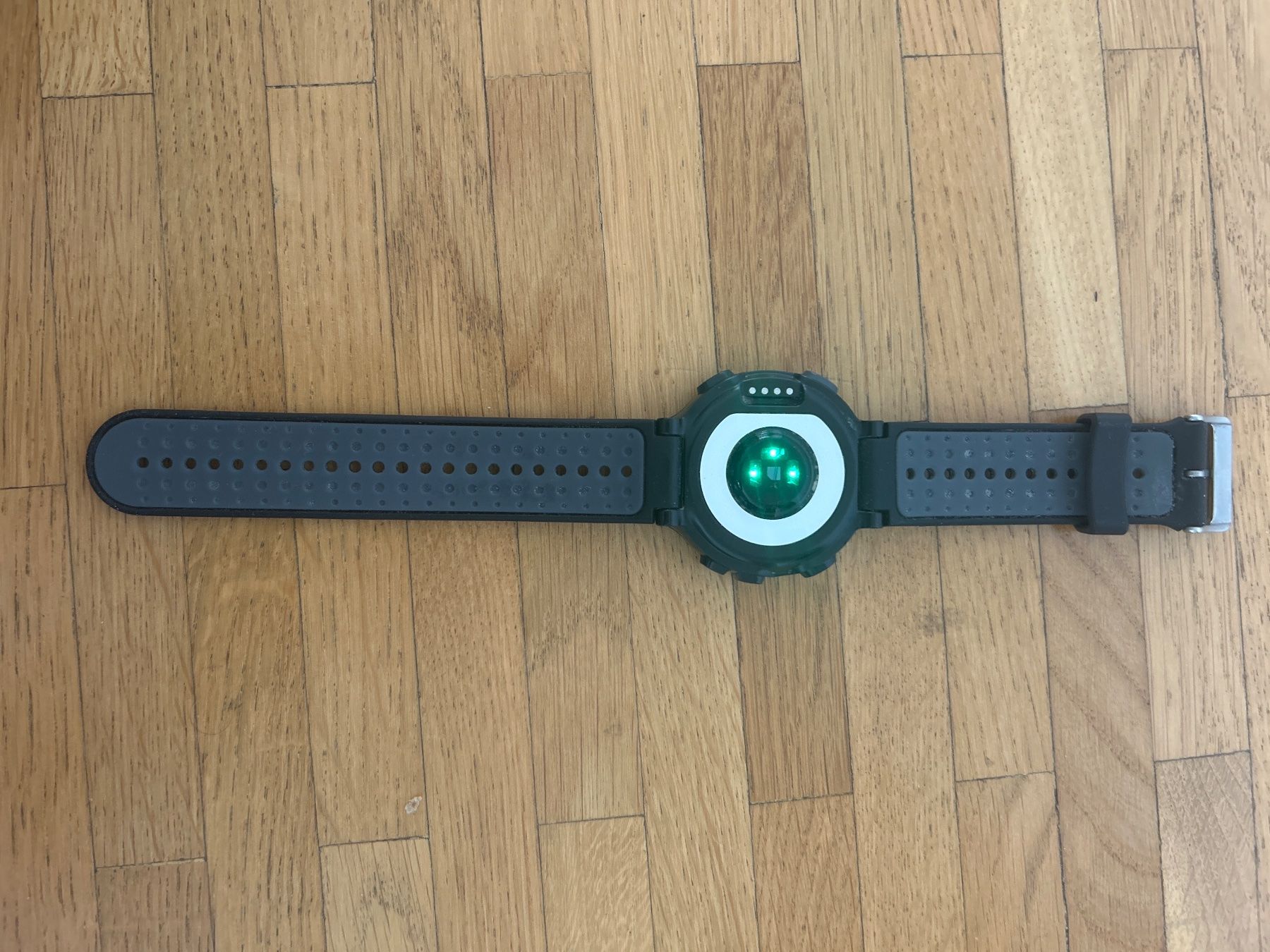 Garmin Uhren: Garmin Forerunner 735XT with Charging Cable – Gebraucht aus ADLISWIL von ketayun.irani 2