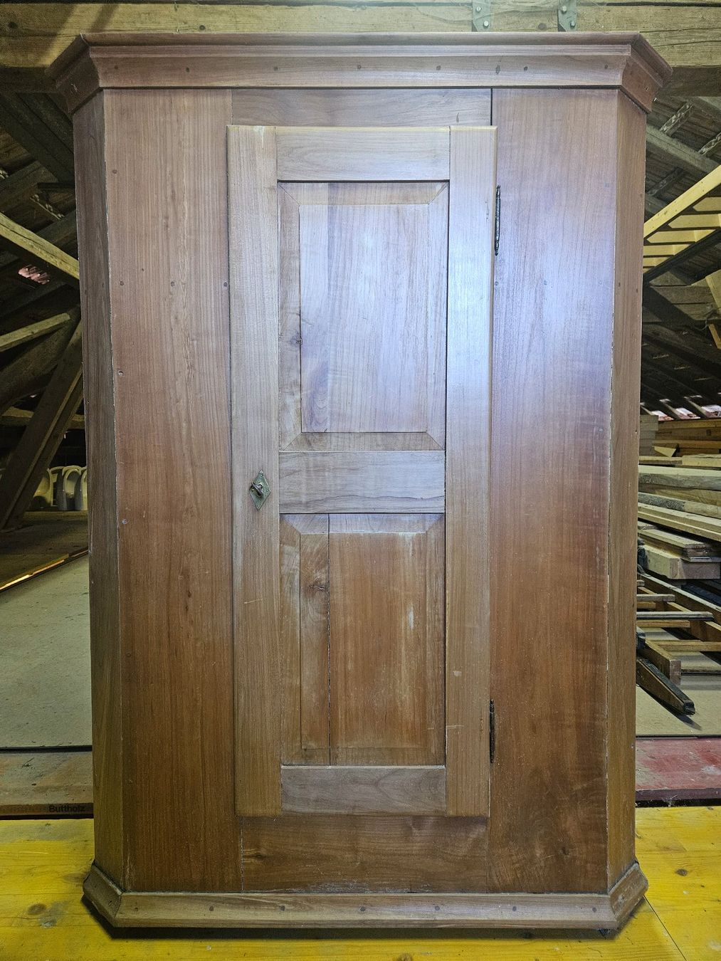 Armadi: Antiker Holzschrank Kirsche – Usato da St. Gallen venduto da barneys 5